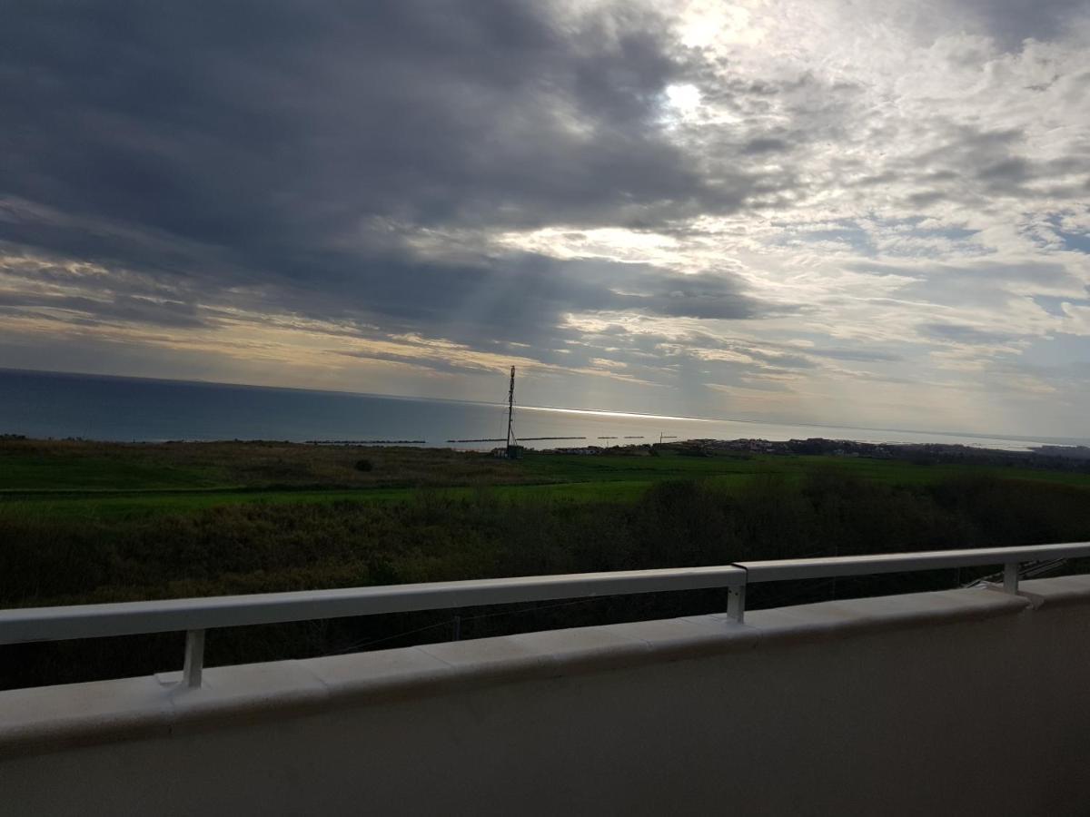 Alby Suite Termoli Eksteriør bilde